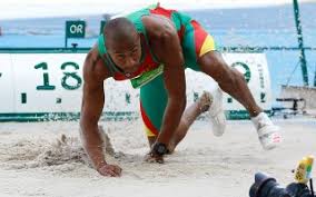 Nelson évora nach dem gewinn der goldmedaille 2007 in osaka. Nelson Evora Todas As Noticias Sobre Nelson Evora Movenoticias