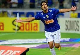 Marcelo martins moreno, known as marcelo martins in bolivia and as marcelo moreno in other countries, is a bolivian professional footballer. El Cruzeiro De Martins Buscara Este Domingo Su Tercera Victoria Al Hilo El Deber