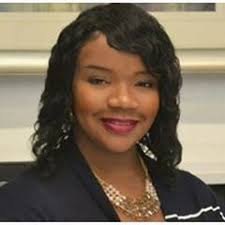 April Groomes's Instagram, Twitter & Facebook