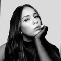 2900+ perfiles de «Flecha»