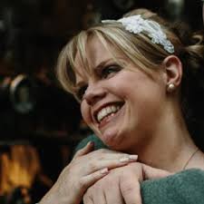 Dawn Millar (@icklefreker84)