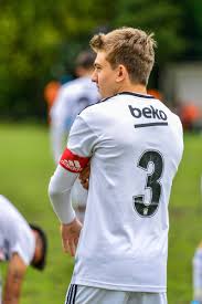 Learn all the details about rıdvan yılmaz (rıdvan yılmaz), a player in besiktas for the 2020 season on as.com. En Buyuk Hayalini Gerceklestirdi Simdi Gulme Sirasi Besiktasli Genc Yildizda