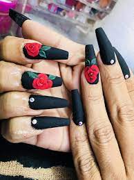 Unas acrilico negras con cino unas acrilicas from. Unas Coffin Negras Rosa Roja Rosa Roja Unas Negras Con Rosa Manicura De Unas