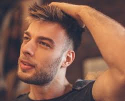 Le acconciature top tra cui scegliere! Zrnce Shans Zasluzhavam Taglio Capelli Crespi Uomo Amazon Acprivoli Com