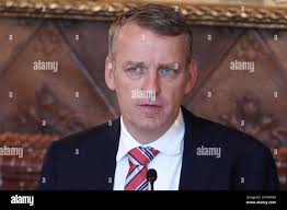 Dr kluge hi-res stock photography and images