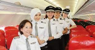 Well, air asia has kept nowhere allegations on him. Kapten Juruterbang Wanita Air Asia Yang Bertudung Ini Sangat Comel Kami Sangka Adik Manis Mana Tadi