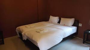 Bed + bath serviced suites is located at the b lifestyle complex, diversion road, cuartero highway, jaro, iloilo city, philippines. U Siket Resort Si Sa Ket Aktualisierte Preise Fur 2021