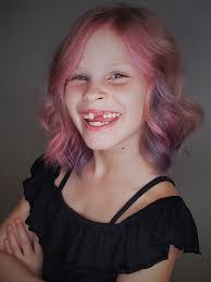 Our “So You Think You Can Colour?” with Elumen Finalists!