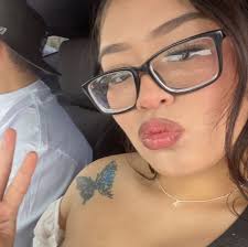 I'm looking for someone to create a money bouquet by Tuesday for graduation  for me.