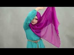 Sal Nasil Baglanir Tesettur Sal Baglamalari Nasil Yapilir Degisik Dolama Sal Stilleri Yontemleri Moda Stilleri Sal Basortusu Modasi