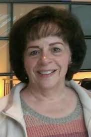 Renee Marion's Instagram, Twitter & Facebook