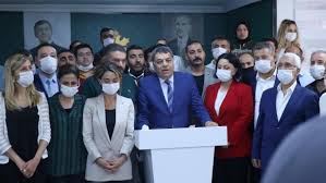 Gelecek partisi haberleri ve gelecek partisi hakkında en güncel gelişmeleri haber 7'de takip edin. Gelecek Partisi Ankara Il Baskani Kilic Ve 7 Ilce Baskani Istifa Etti Son Dakika Haberleri