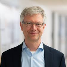 Andrew Oxenham Receives Social Science Research Grant