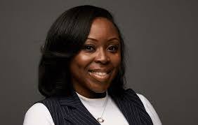 Alysa Smith's Instagram, Twitter & Facebook