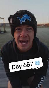 Replying to @jay12 Day 687 🧊 #coldplunge #motivation #fypシ