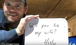 Romantic Chicago man creates epic 365-day video to propose to girlfriend