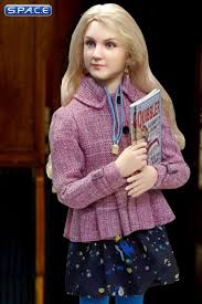 Luna lovegood became a fan favorite throughout the harry potter series. 1 6 Scale Luna Lovegood Casual Wear Harry Potter