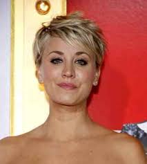 The dainty short hairstyle you can choose one based on your age, life style and hair texture. Short Hairstyles For Women Caley Cuoco Short Hair Hair Styles Womens Hairstyles