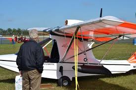 2 DIE IN PLANE CRASH AT EXPO