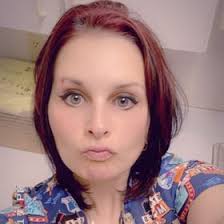 Danielle Bourgault (daniellebourgau)