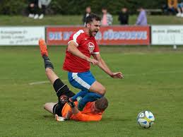 Kevin Rennert macht das Siegtor