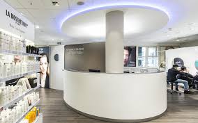 � onlineterminvereinbarung via webseite � 0711 96892300 � genieße beauty alleine & parallel ⚤ für sie & ihn. Friseur Stuttgart Styling Lounge Airport Stuttgart La Biosthetique Friseursalon