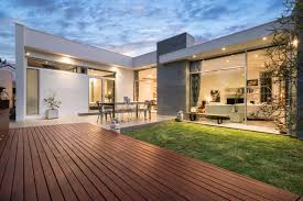 According to dirt, the wonder woman 1984 actor bought a house for nearly $1.4 million in l.a.'s upscale. Bungalow Interior Houzz