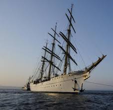 The gorch fock is a tall ship of the german navy (deutsche marine). Gorch Fock Schaden Auf Probefahrt So Lange Dauert Die Reparatur Welt