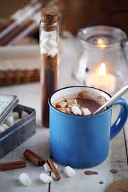 Petites Fioles De Chocolat Chaud A Offrir Chefnini Chocolat Chaud Maison Recette Chocolat Chaud Chocolat Chaud