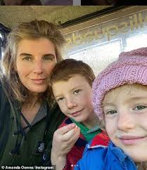 Viewers praise Amanda and Clive Owen of Our Yorkshire farm for their family  of nine children