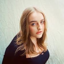 Emily Suarez (@ESuar_)