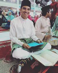 Jun 18, 2021 · menurut syed saddiq, kejadian itu juga bukan kali pertama dilaporkan berlaku dan dengan apa yang terjadi jelas menyukarkan pelajar. Sope On Twitter Yall Need To See This So Here Is Syed Saddiq At Worldquranhour In Uiam With His Cute Superman Socks Have A Great Day Ahead Https T Co K9pqcbbsbb
