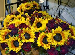 Here we compiled 20 best sunflower bouquet. Pin On Blumen Hochzeit