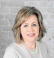 Alexandra Timmons's Instagram, Twitter & Facebook