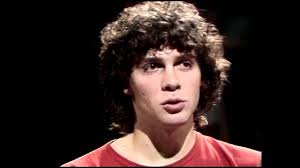 Addio mia bella addio, portami a ballare, vivo (ti scrivo), fino in fondo, l'amore rubato, roma spogliata, roma è de tutti. Luca Barbarossa Intervista Live Rsi 1982 Youtube
