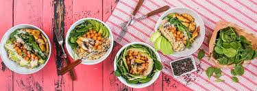 Quinoa Hahnchenbrust Kichererbsen Und Avocado Die Perfekte Kombination Unserer Leckeren Quinoa Bowl Probieren Sie D Quinoa Zubereiten Quinoa Rezept Rezepte