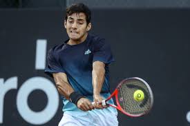 Il cileno vince il suo primo 500 in carriera, tanti bei punti per entrambi. Tenis Christian Garin Marco Nuevo Hito Al Avanzar A Segunda Ronda Del Atp 500 De Rio De Janeiro Radio Sport