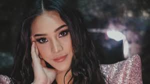 5 Artis Punya Peternakan, Anya Geraldine Baca Peluang Warung Pecel Lele