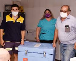 La vacunación, es un pedido que los sectores vienen haciendo desde hace varias semanas. Fotos Comenzo El Operativo De Vacunacion Covid 19 Para Personas Mayores De 70 Anos Godoy Cruz