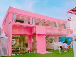 Pin By Erin Lanoue On Store Ideas Shop Window Design Shop Design Shop Front Design