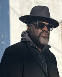 Tommy Sims is a Chicago-born, Nashville-based producer/writer who as cuts  with Stevie Wonder, Bruce Springsteen, Amy Grant, Garth Brooks, CeCe  Winans, Eric Clapton, Bonnie Raitt, Michael McDonald, Sheryl Crow, Kelly  Clarkson, BlackStreet,