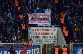 Beşiktaş maçında evlilik teklifini reddeden kiz #evlilikteklifi #besiktas. Erzurumspor Galatasaray Macinda Surpriz Evlilik Teklifi