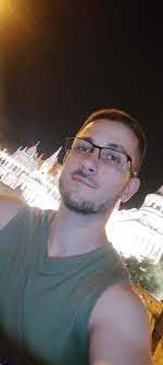 Knowledge of Hungarian language is not required only basic English or  French