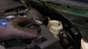 If your owner's manual requires a dot 3 or 4, then you should see a clear colored fluid inside your reservoir. Dot 3 Vs Dot 4 Brake Fluid What S The Difference Autozone