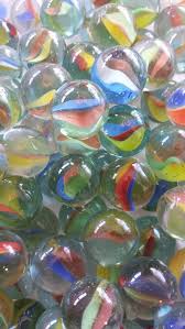 Lot Of 40 Vintage Marbles Multi Colored Glass Marbles Cat S Eye Marbles Vintage Toys And Games Marbles Glass Marbles Marble Pictures City Decor