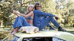 Larry le dingue, Mary la garce de John Hough (1974), synopsis, casting,  diffusions tv, photos, videos...- Télé-Loisirs