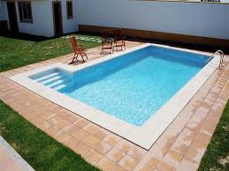 Fun Time At Pool Unik Pools Team Consists Of Expert Pool Designers Who Offer You An Exclusive Idea For A Swimmi Small Backyard Pools Pool Houses Backyard Pool