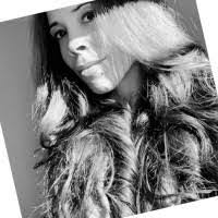 Melissa Nipper's Instagram, Twitter & Facebook