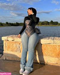 layloolaaaaaa Nude Leaked Photo 2 - Fapello