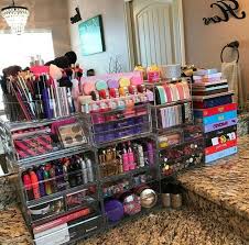 From malaysia ada jual alat kosmetik yg berbagai murah & jimat harga tidak termasuk postage sebarang pertanyaan/order boleh. Day 11 Koleksi Barang Di Kos Look At Me